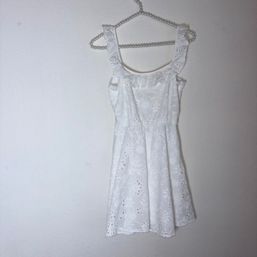 Francesca's Eyelet Lace Mini Dress XS White Ruffle Open Tie Back Floral